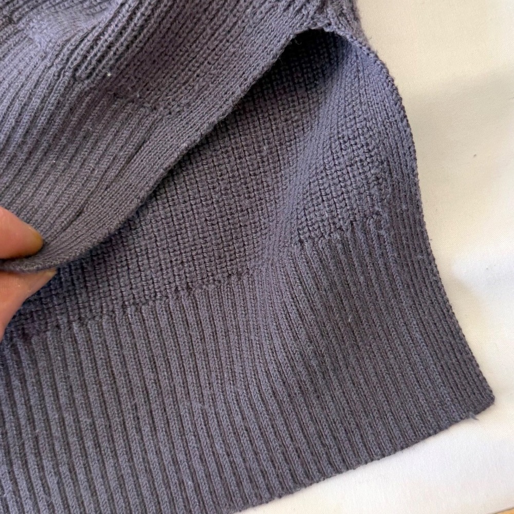 Athleta Hanover Merino Wool Sweater V-Neck Ribbed Lavender Gray Quiet Luxury M - Picture 12 of 13